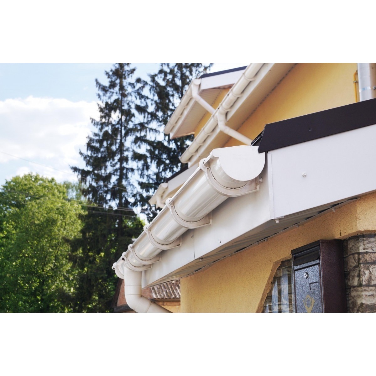 product-PROFIL-Plastikovie-vodostochnie-sistemi_106ddceead6bb951f4f7ad76bd6d742b