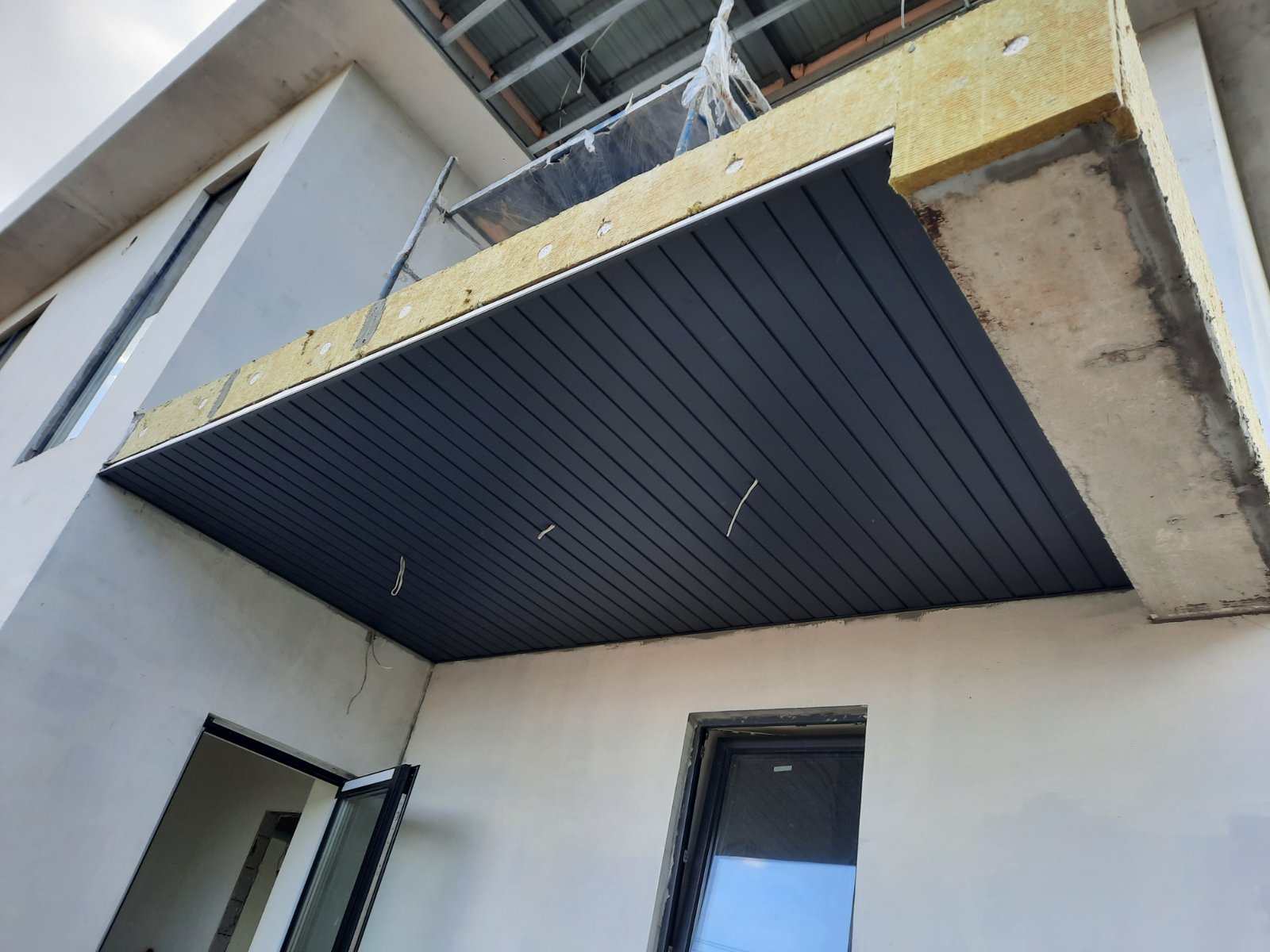 Софіт металевий 7016