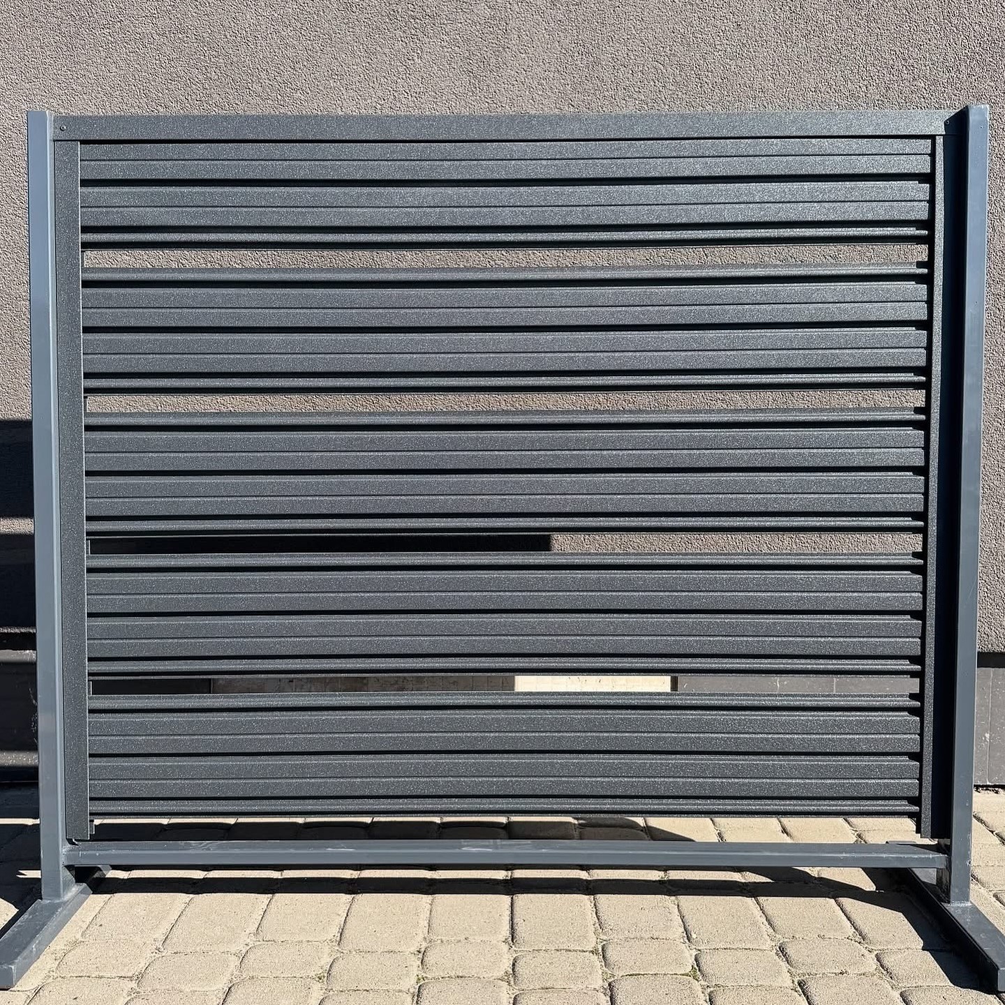 shtahetnik-metaleviy-maksi-gorizontalniy-1